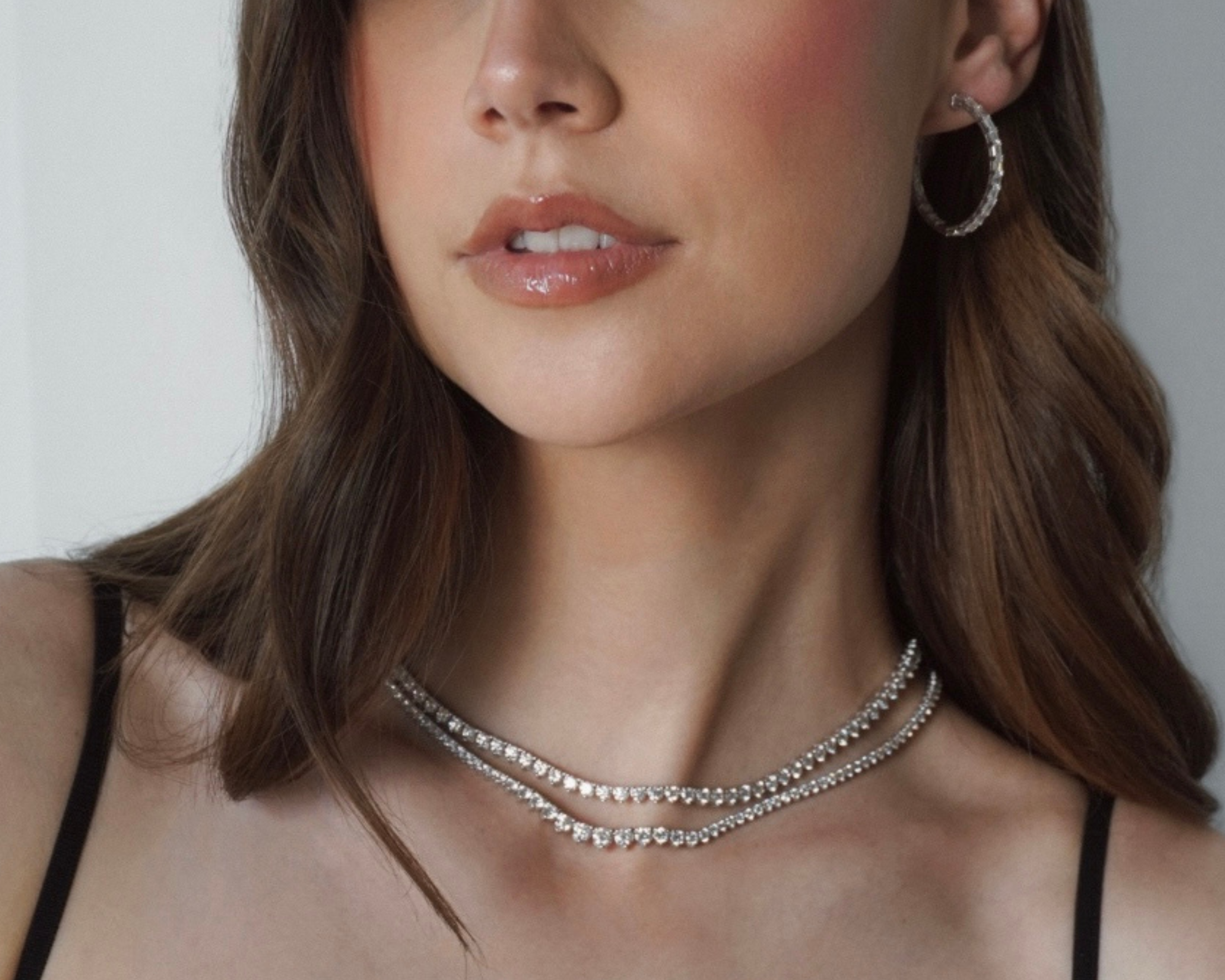 Why Invest in Gold: A Timeless Choice for Financial Security and Style