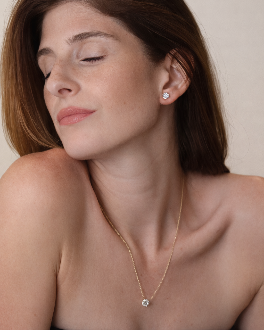 Round Diamond Solitaire Pendant