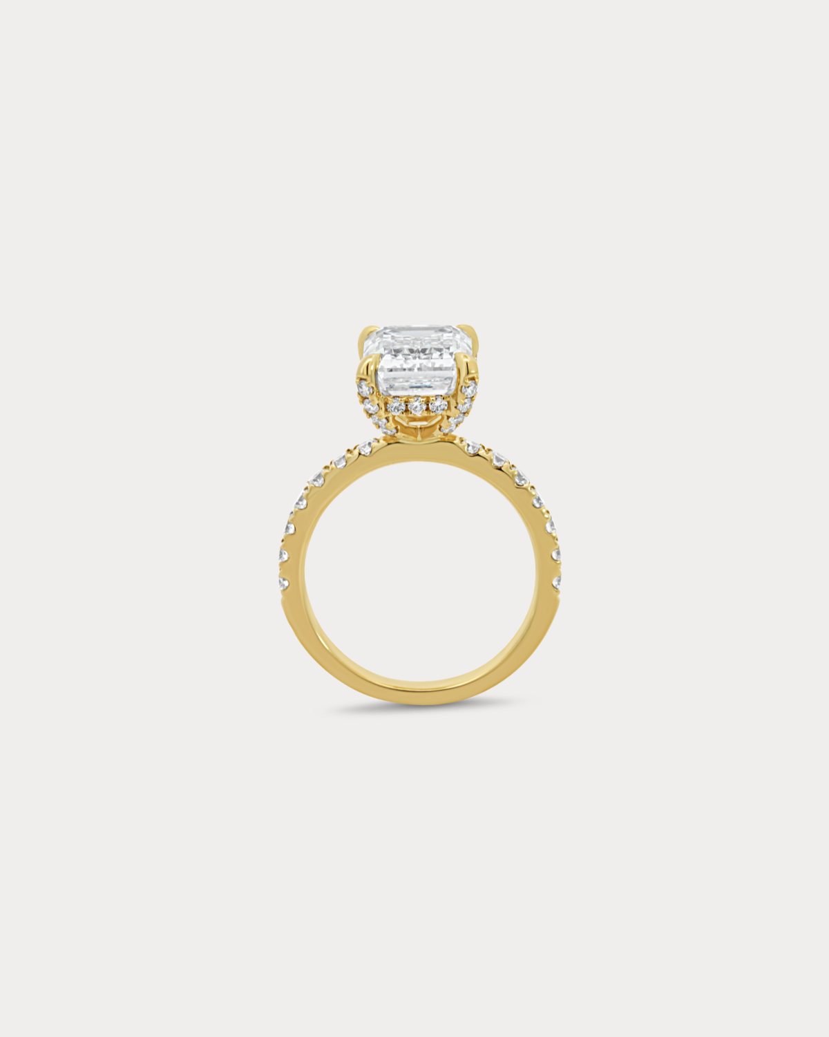 Bague de fiançailles en diamant taille émeraude avec anneau en diamant