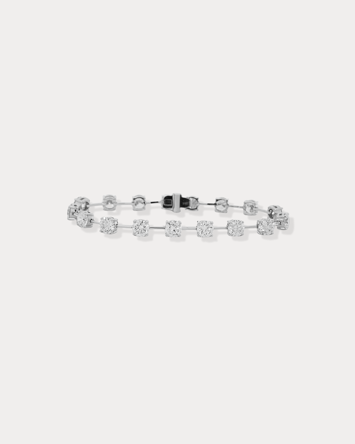 ROUND CUT DIAMOND TENNIS BRACELET