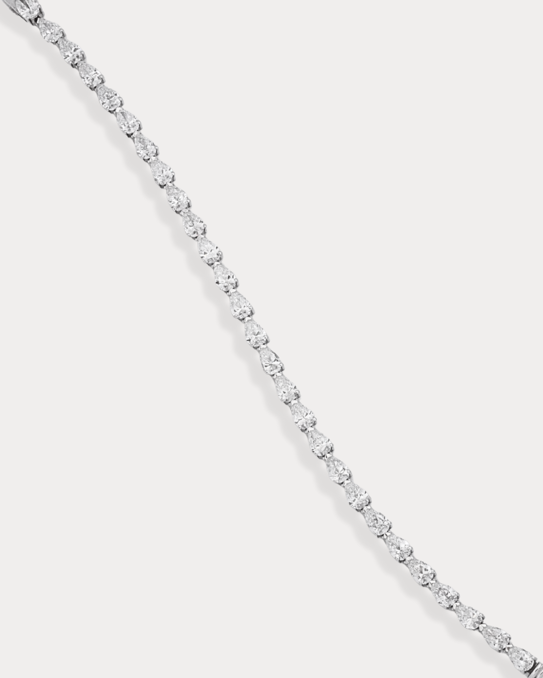 Pear shaped diamond tennis bracelet