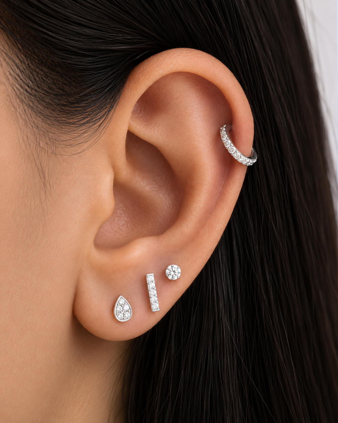 Pavé Bar Studs