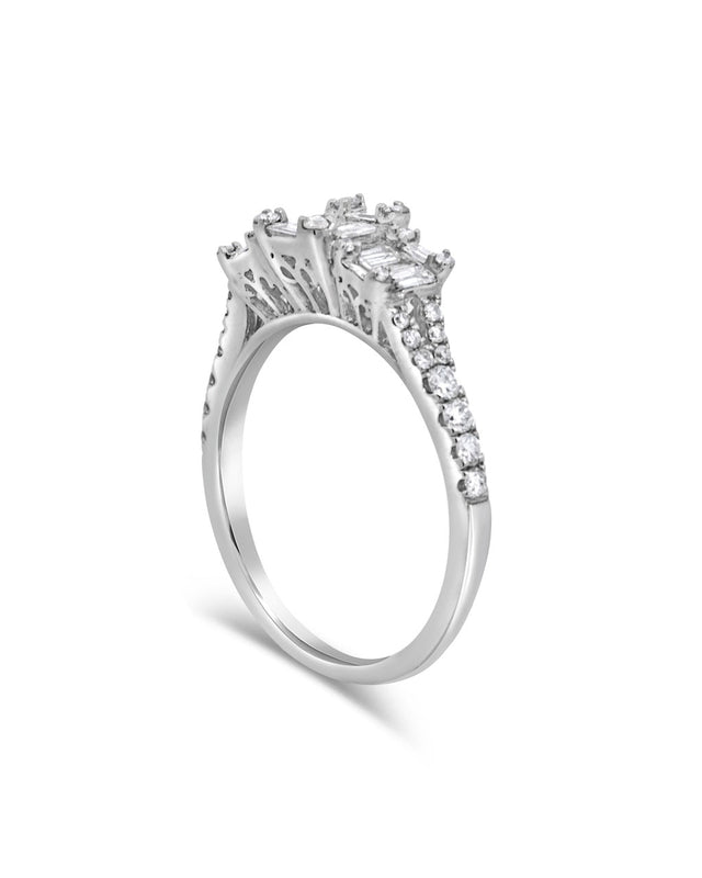 Baguette Trinity Natural Diamond engagement ring