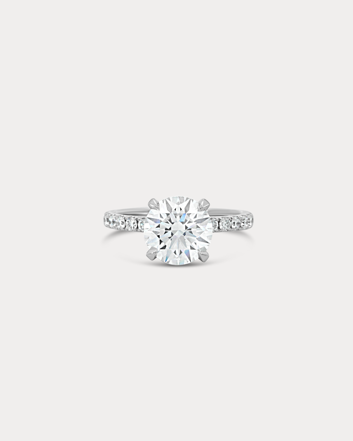 Bague de fiançailles taille ronde avec halo caché