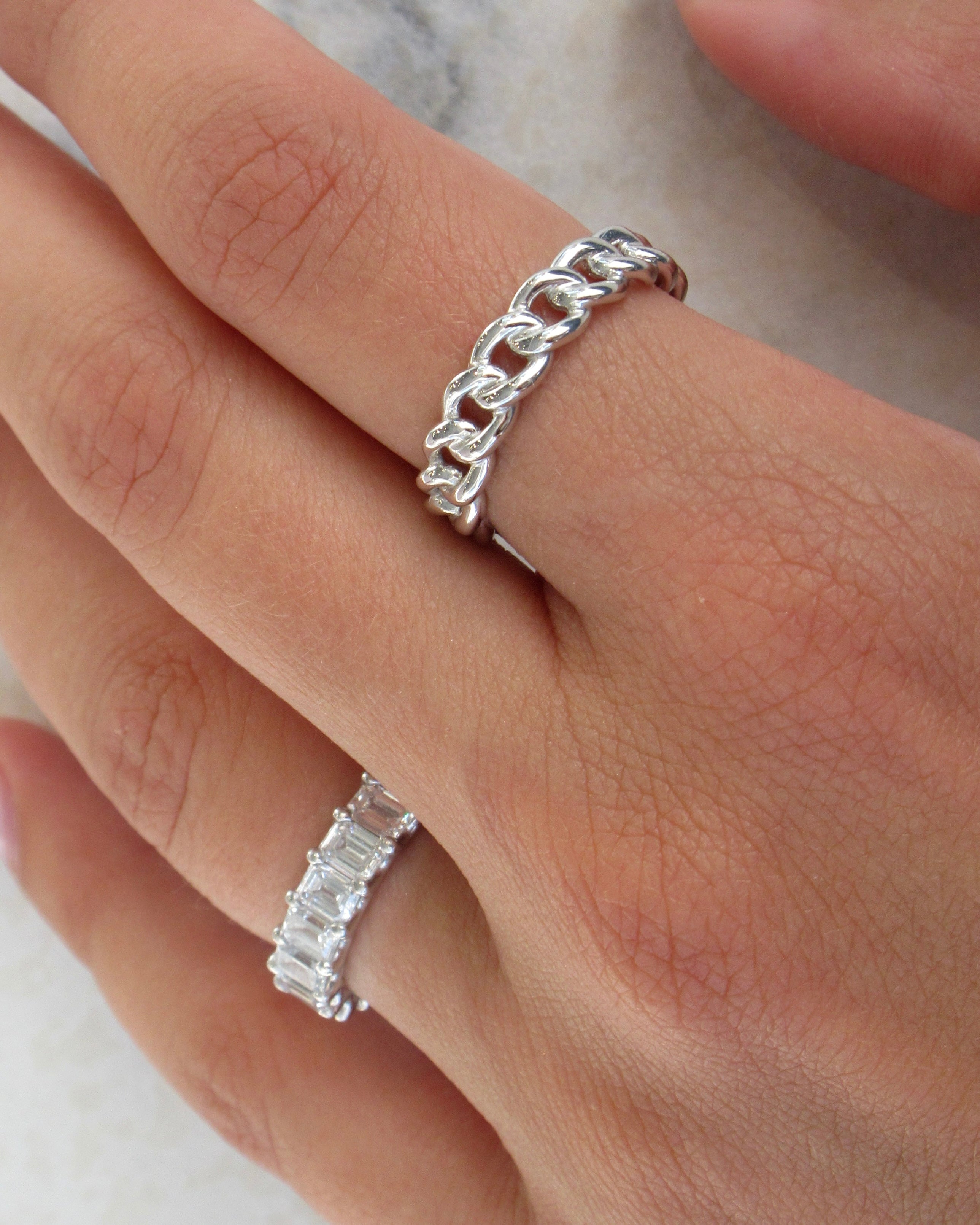 Curb Link Ring
