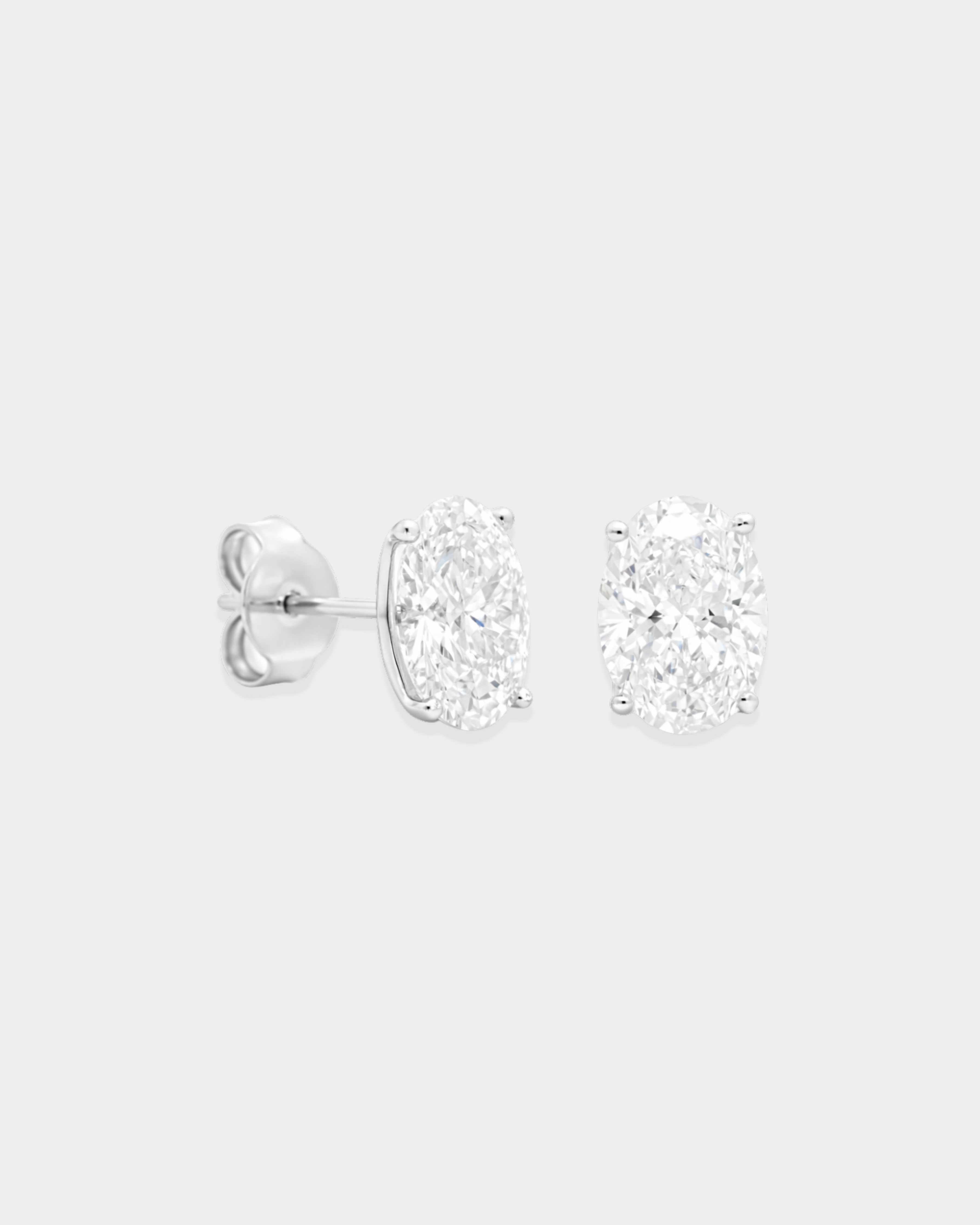 Tulip Set Oval Stud Earrings