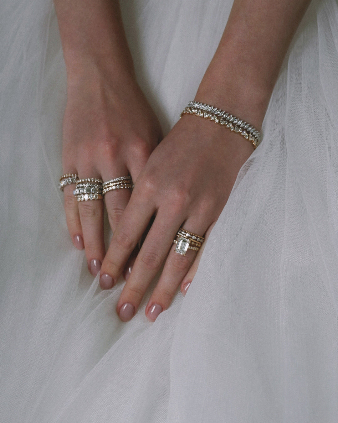 Bague de fiançailles en diamant taille émeraude avec anneau en diamant
